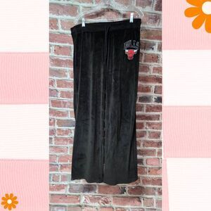 NBA Chicago Bulls Velour Sweatpants | Men’s Large | Black Velvet Joggers